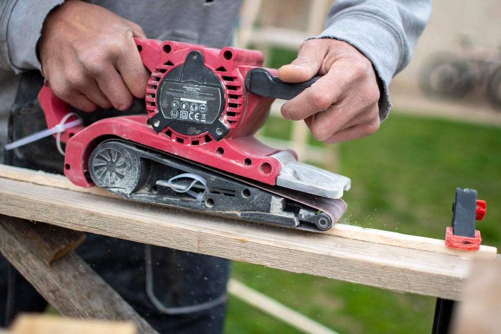 Maximise Your Bosch Planer’s Performance with Proper Blade Maintenance