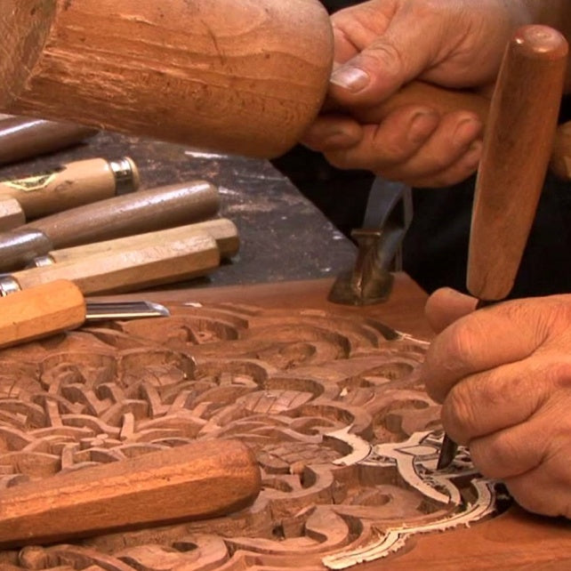 Selecting perfect wood carving tools and accessories