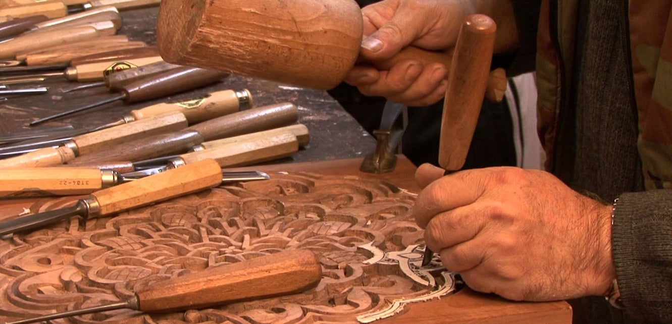 Selecting perfect wood carving tools and accessories